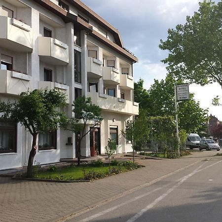 Hotel Am Exerzierplatz Мангейм Экстерьер фото