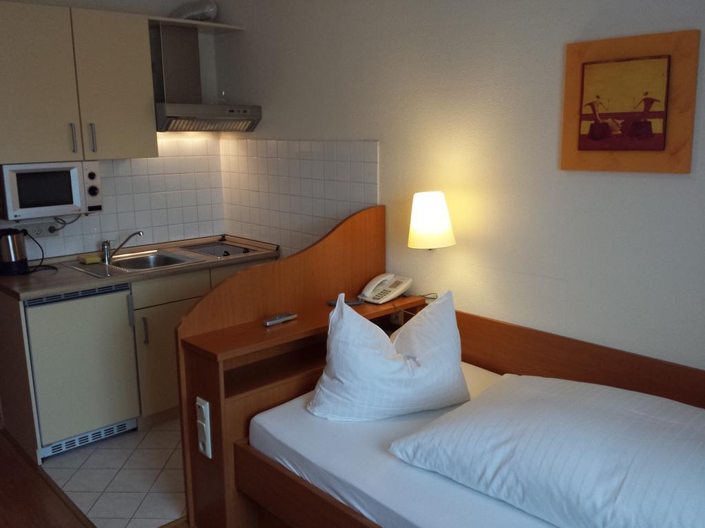 Hotel Am Exerzierplatz Мангейм Экстерьер фото